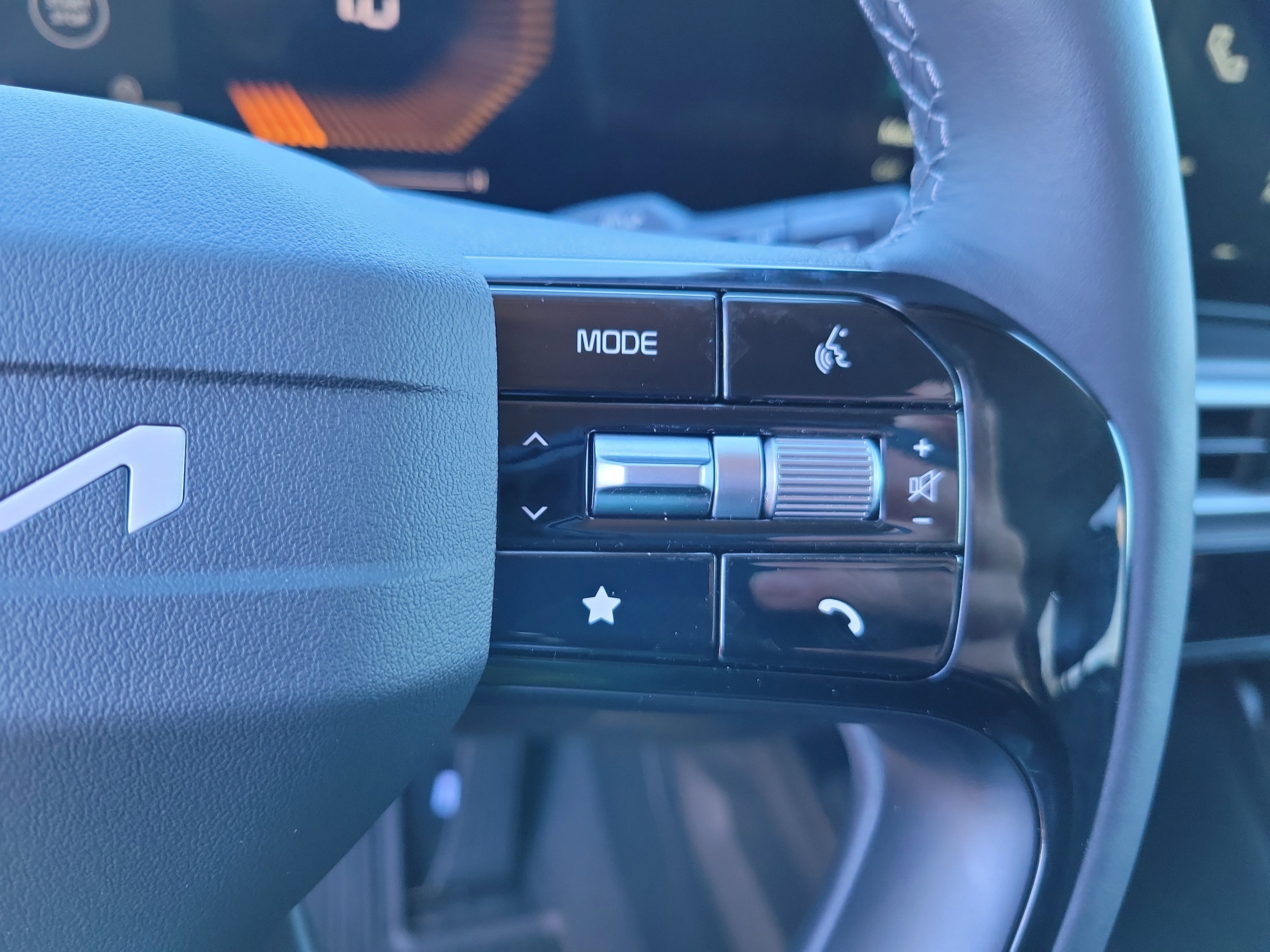 New 2026 Kia Sorento LX image 15