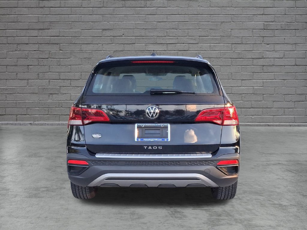 Used 2024 Volkswagen Taos S FWD image 11