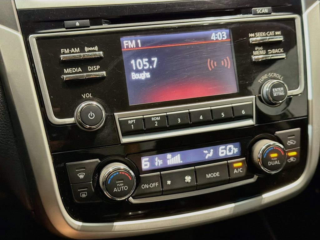 Used 2018 Nissan Altima 2.5 SL FWD image 14