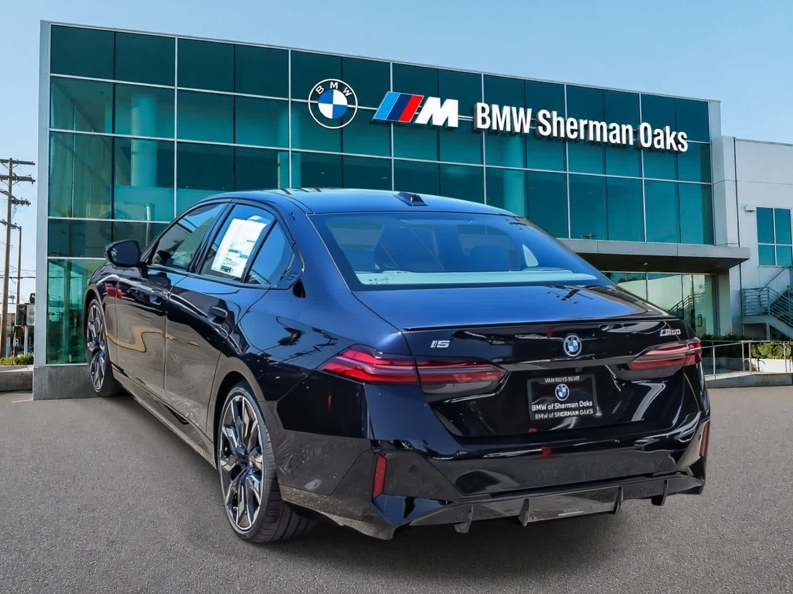 New 2026 BMW i5 M60 w/ Premium Package AWD/4WD image 6
