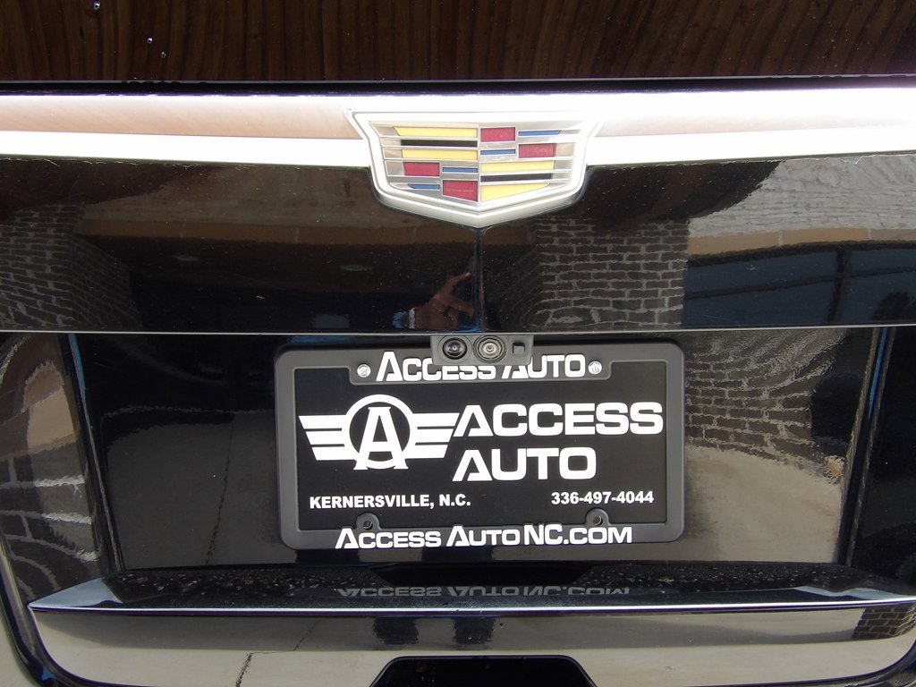 Used 2017 Cadillac Escalade ESV Luxury image 37