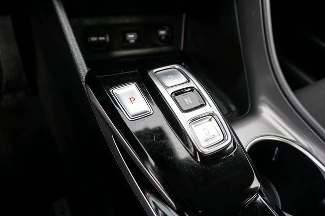 Used 2023 Hyundai Sonata SE image 12