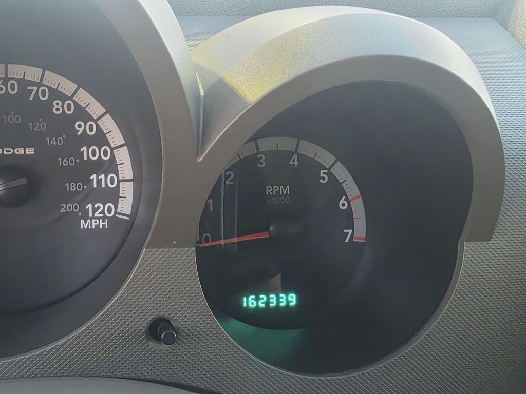 Used 2007 Dodge Nitro SXT image 13