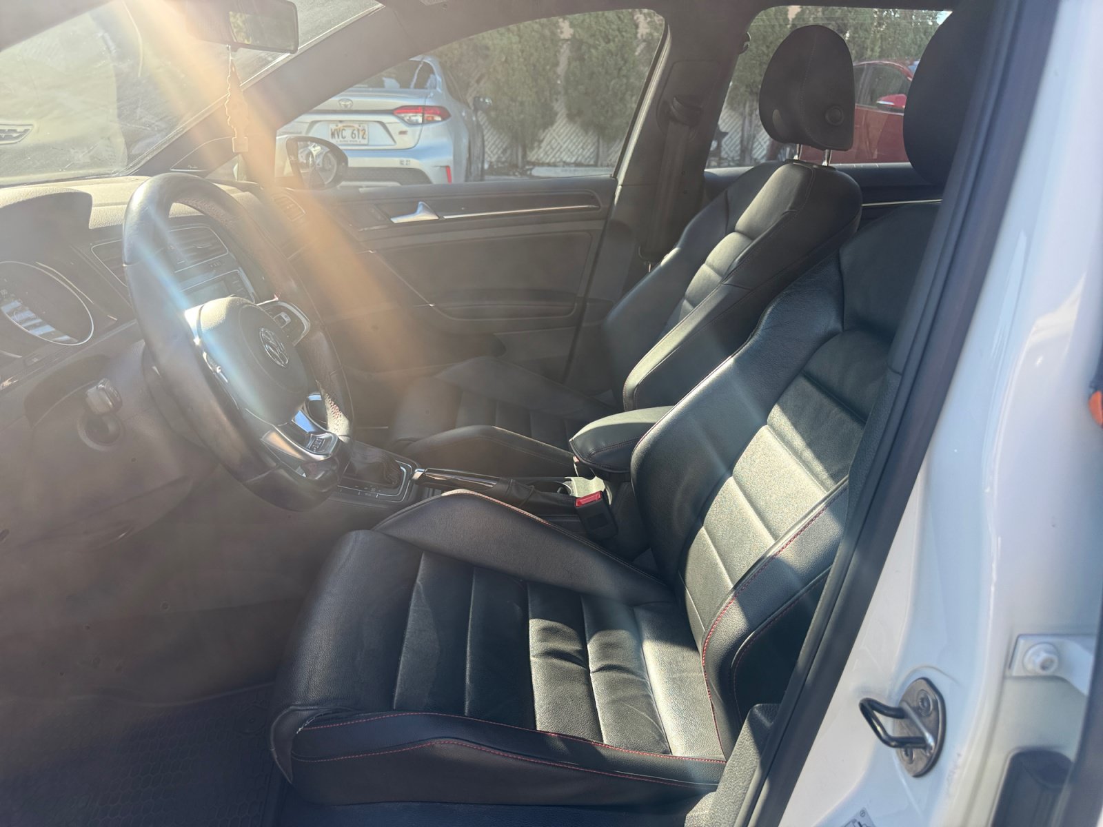 Used 2016 Volkswagen GTI Autobahn w/ Lighting Package (SEL) FWD image 24