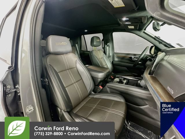 Used 2025 Chevrolet Tahoe High Country w/ LPO, Get Active Package AWD/4WD image 35