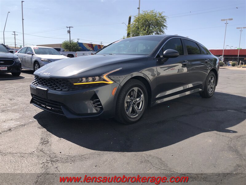 Used 2022 Kia K5 LXS FWD image 4