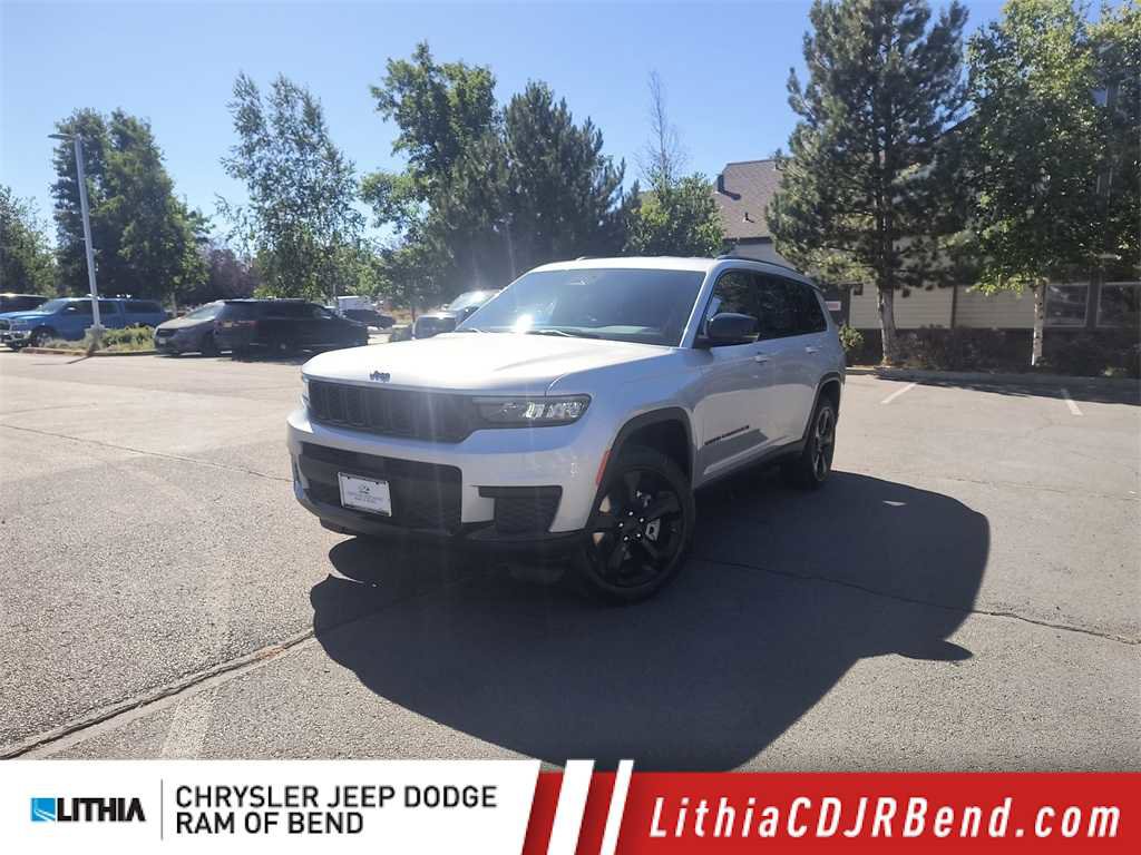 New 2025 Jeep Grand Cherokee L Laredo