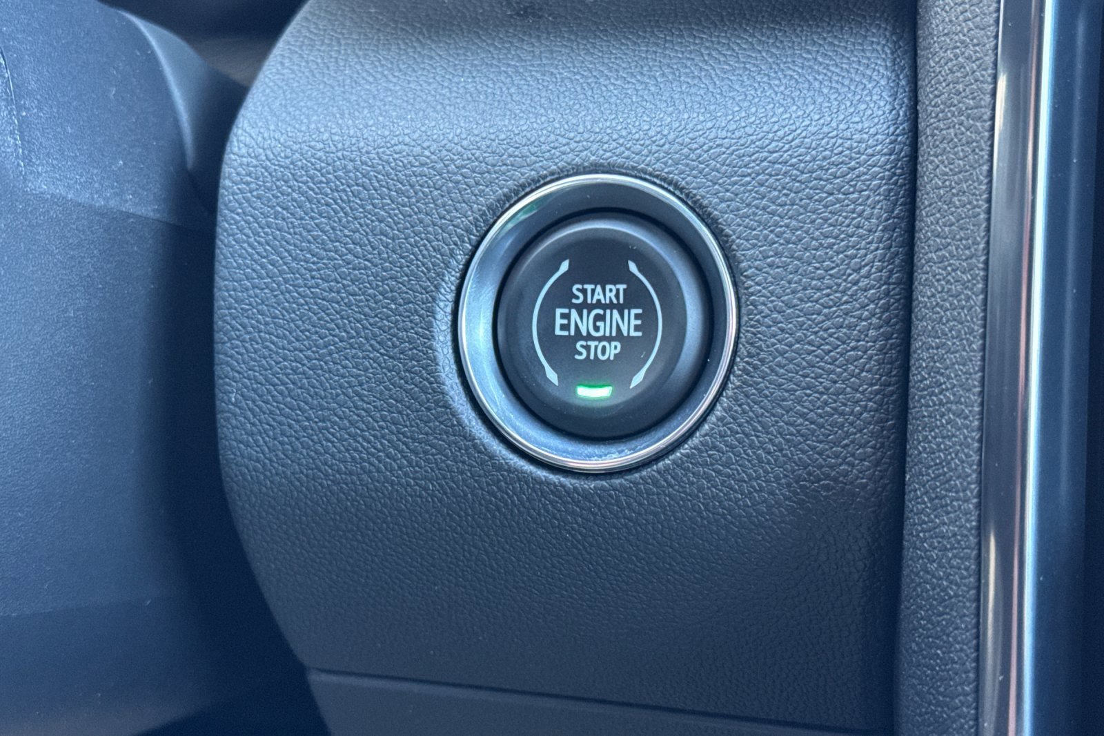 New 2026 GMC Acadia AT4 w/ LPO, Floor Liner Package image 25