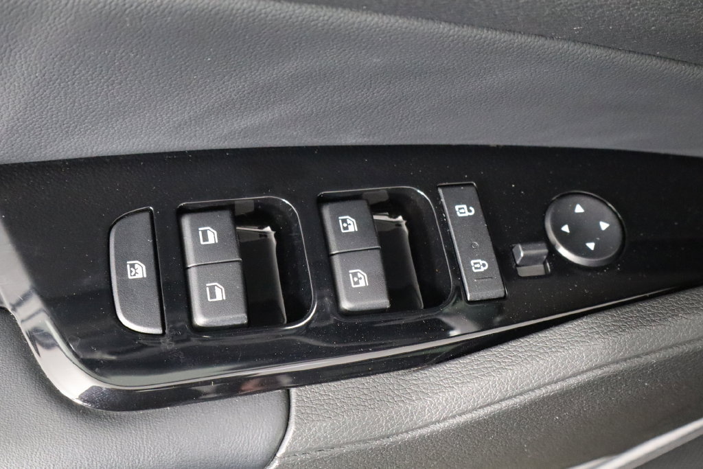 Used 2023 Kia Sportage X-Line AWD/4WD image 20