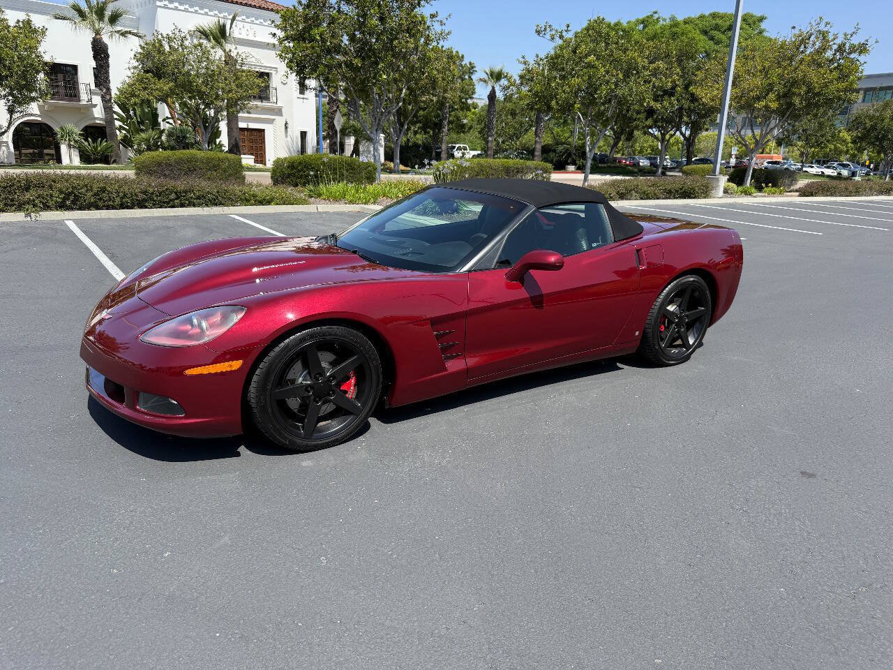 Used 2006 Chevrolet Corvette Convertible w/ Preferred Equipment Group RWD image 1
