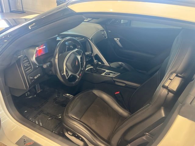 Used 2015 Chevrolet Corvette Z06 w/ 2LZ Preferred Equipment Group RWD image 12