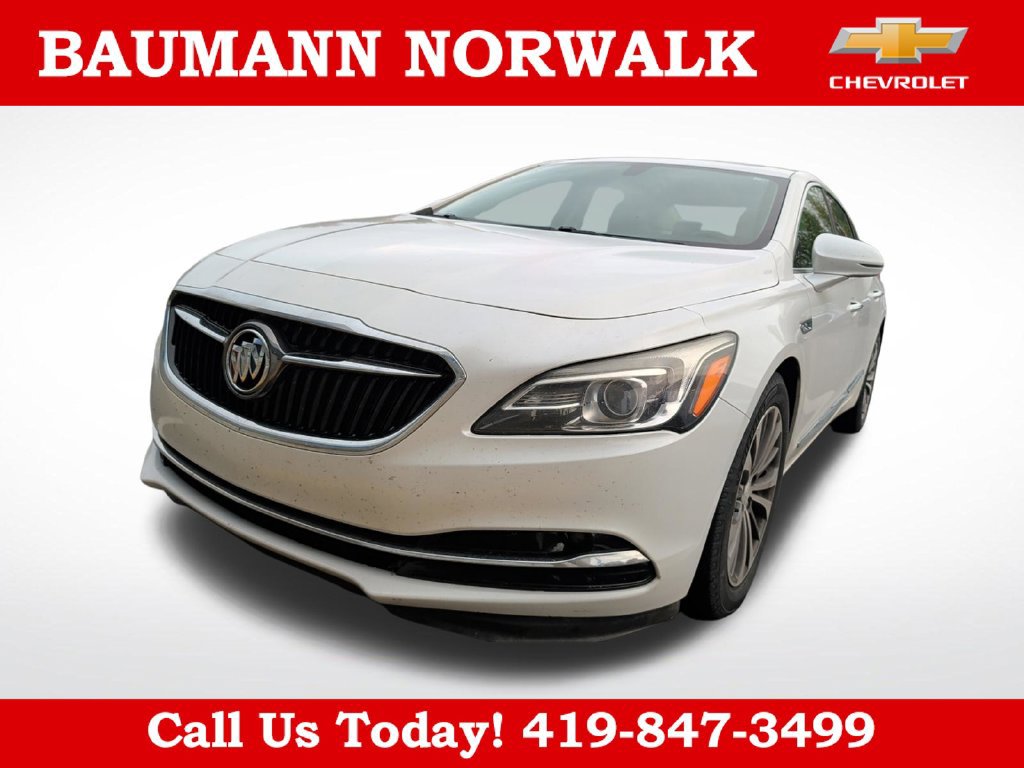 Used 2019 Buick LaCrosse Essence w/ Sun and Shade Package AWD/4WD image 39