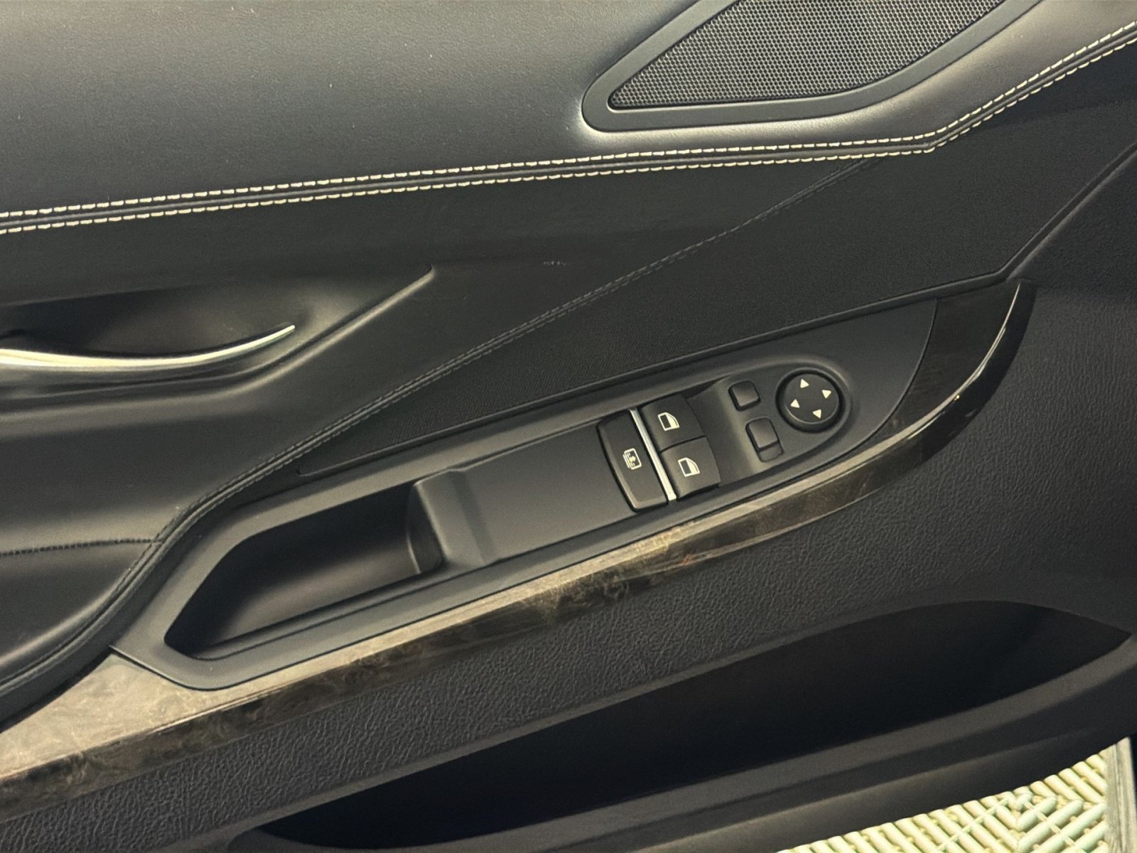 Used 2014 BMW 650i xDrive Coupe AWD/4WD image 15