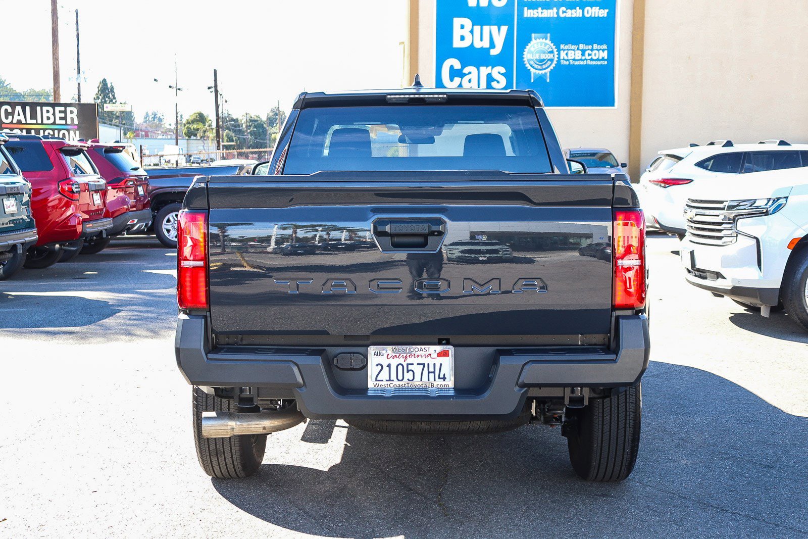 Used 2025 Toyota Tacoma SR RWD image 9