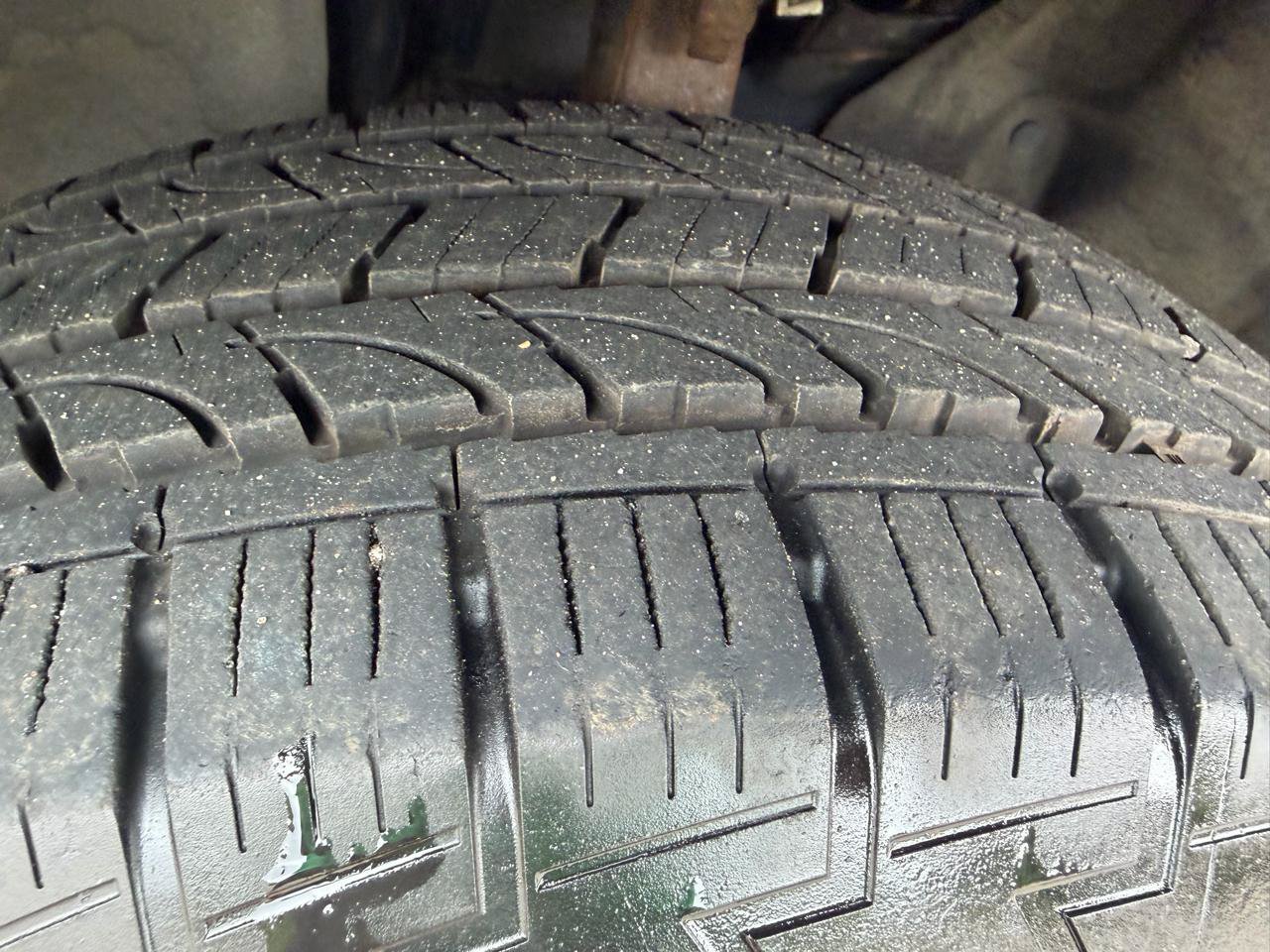 Used 2012 Jeep Grand Cherokee Laredo AWD/4WD image 14