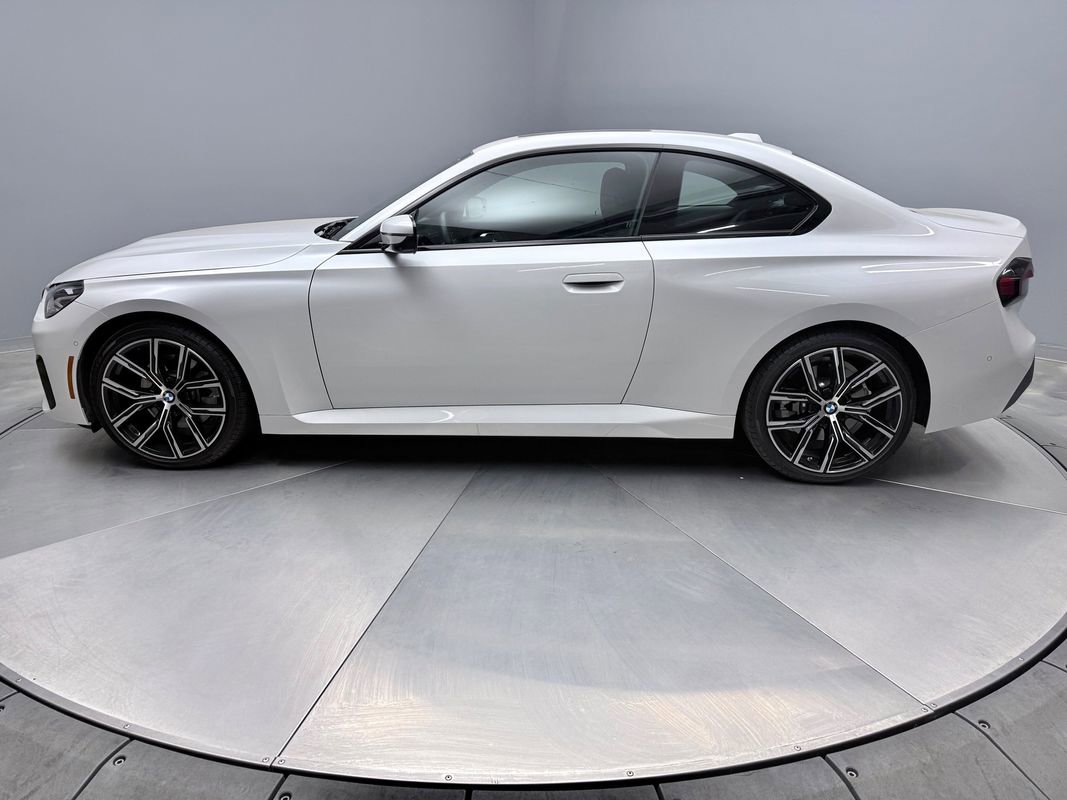 Used 2023 BMW 230i xDrive Coupe w/ Premium Package image 8