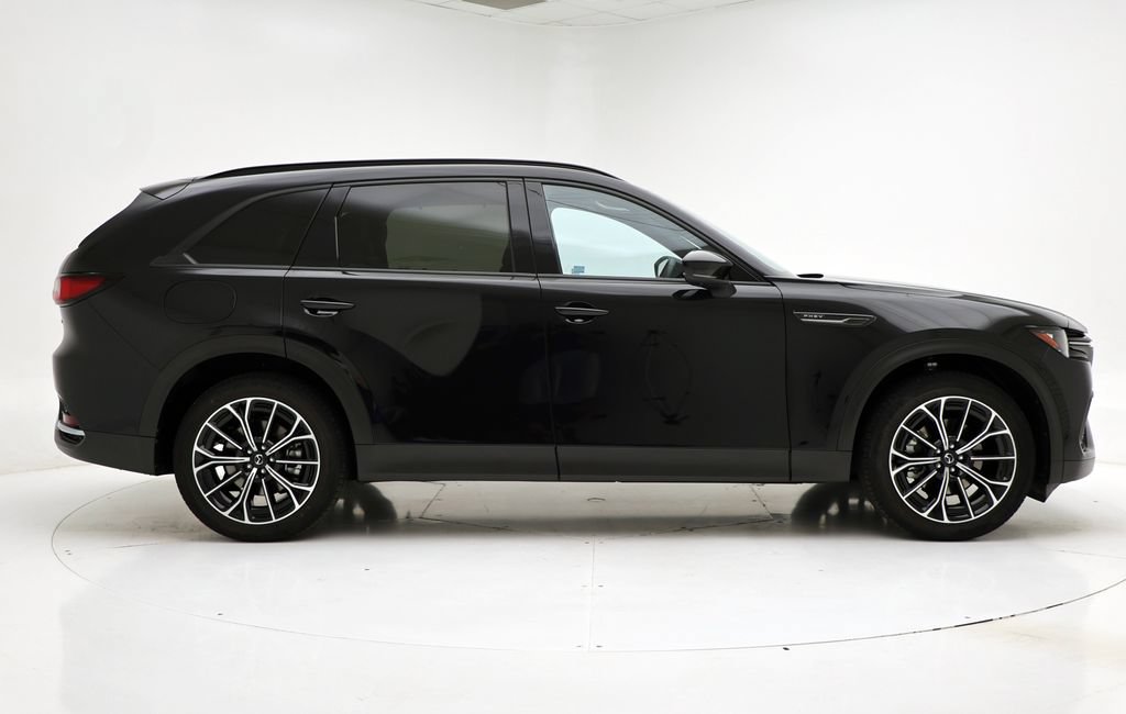 Used 2025 MAZDA CX-70 Plug-In Hybrid w/ Premium Plus AWD/4WD image 3