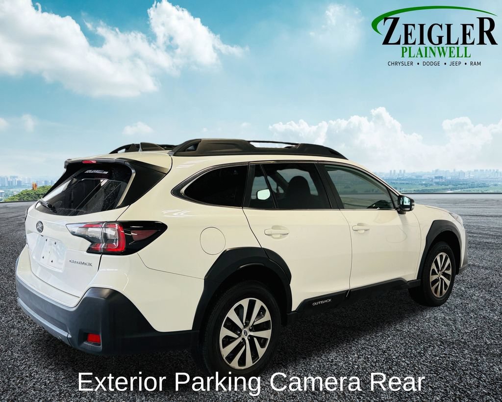 Used 2024 Subaru Outback Premium AWD/4WD image 7