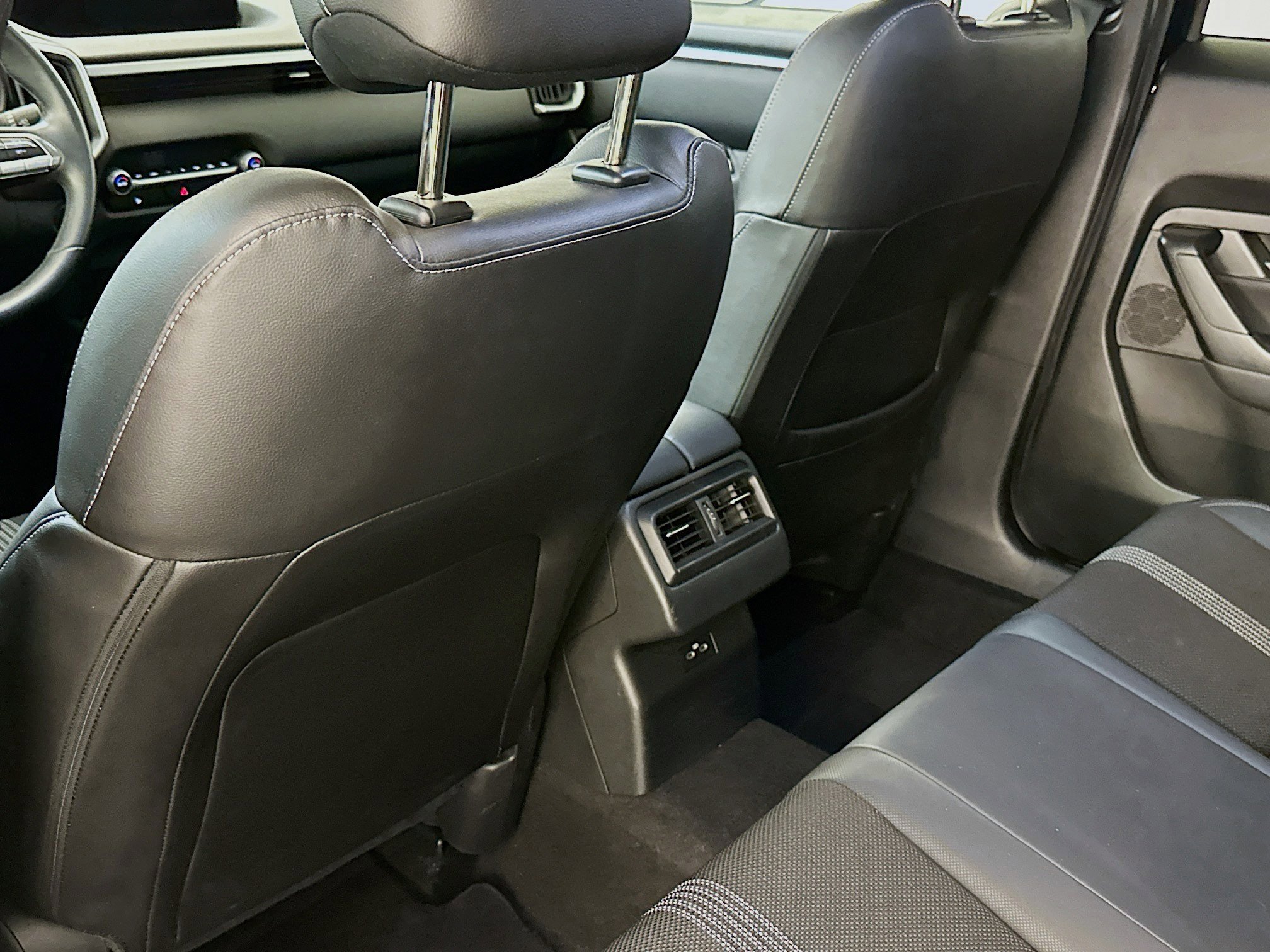 Used 2025 MAZDA CX-50 AWD 2.5 S w/ Preferred Package image 28