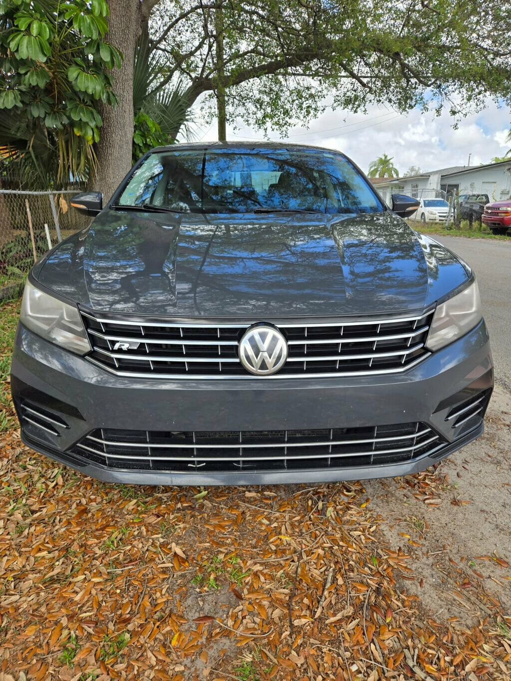 Used 2017 Volkswagen Passat 1.8T R-Line image 2