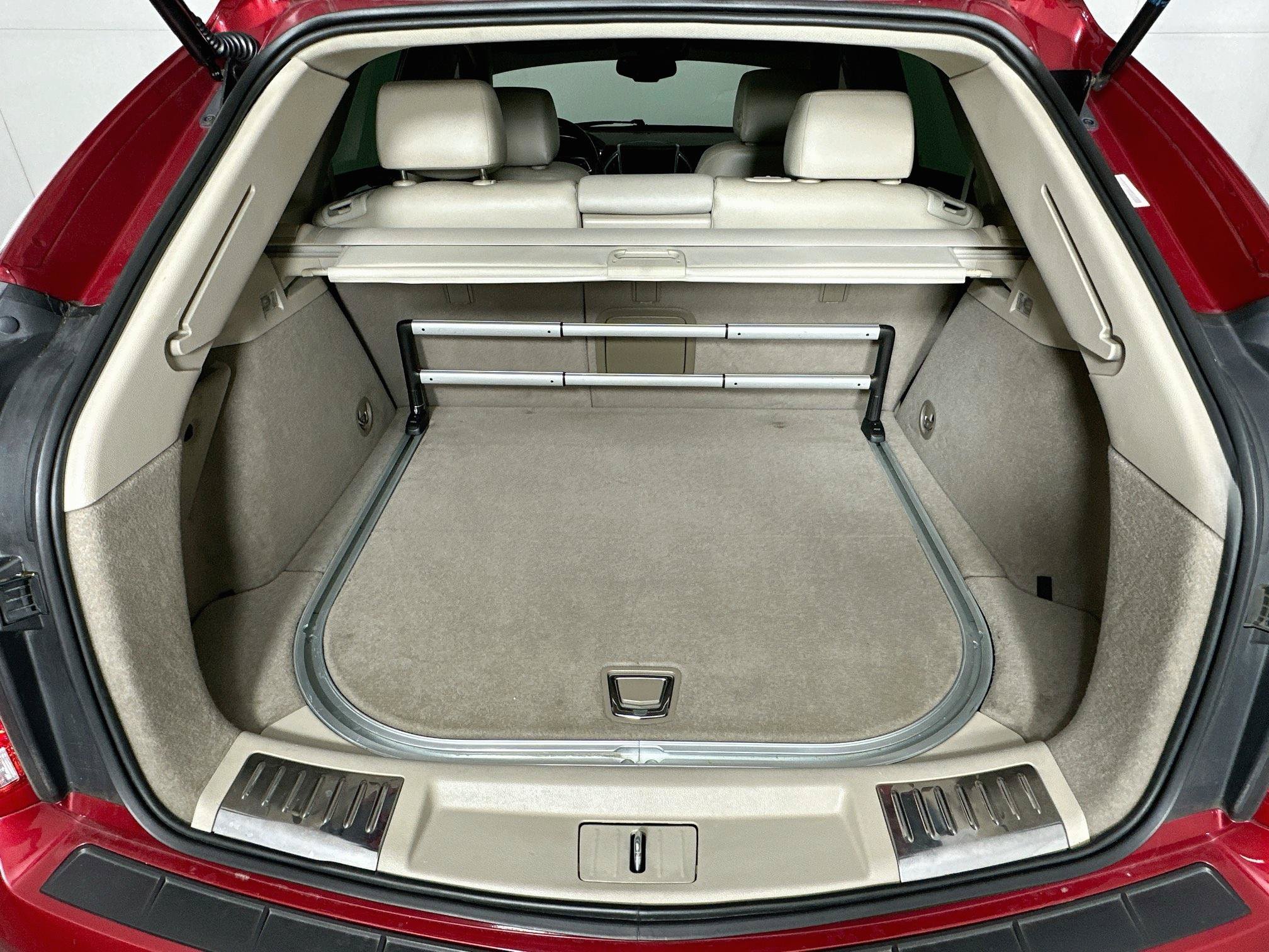 Used 2013 Cadillac SRX Luxury w/ Driver Awareness Package FWD image 28