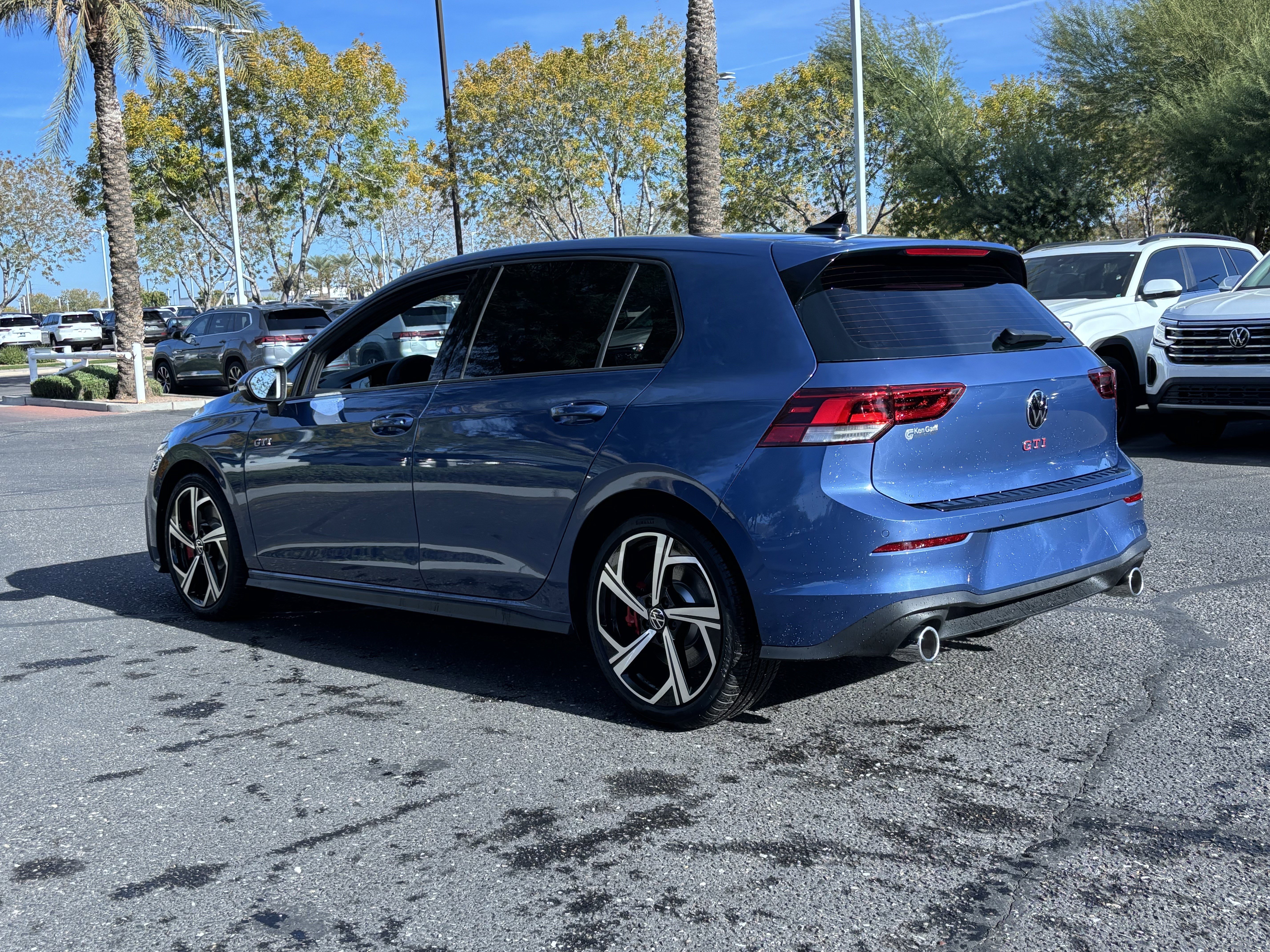 New 2026 Volkswagen GTI SE image 2