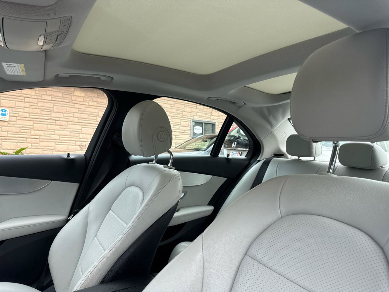 Used 2016 Mercedes-Benz C 300 4MATIC Sedan image 26