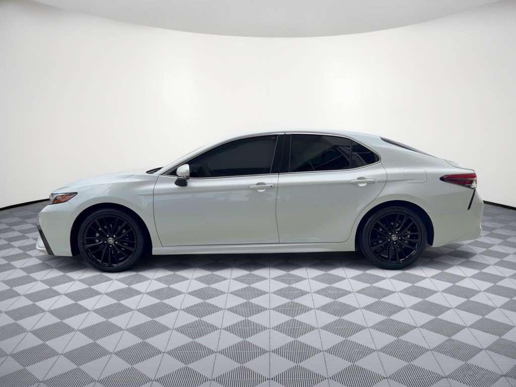 Used 2021 Toyota Camry XSE w/ Navigation Package FWD image 2