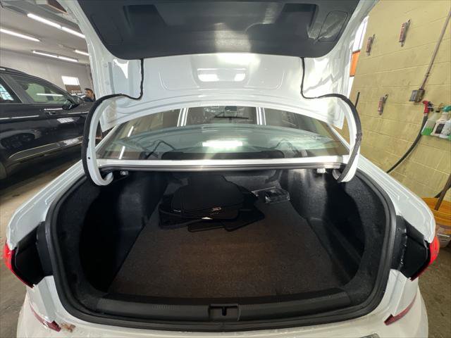 Certified 2022 Volkswagen Passat 2.0T SE image 24