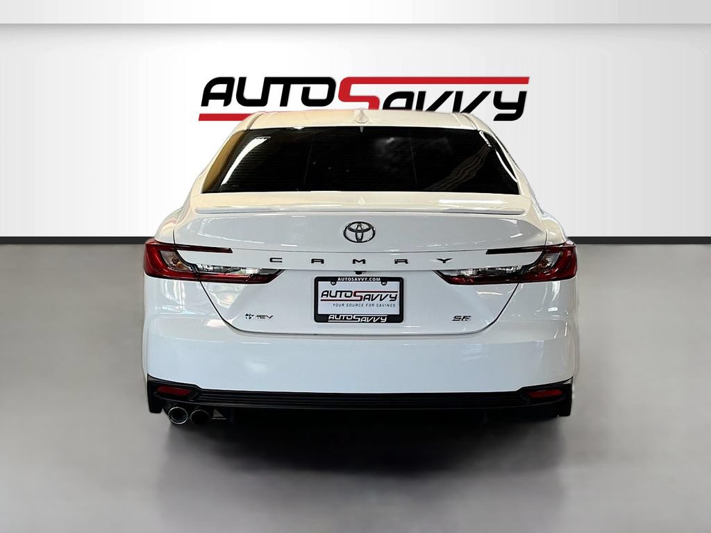 Used 2025 Toyota Camry SE FWD image 6