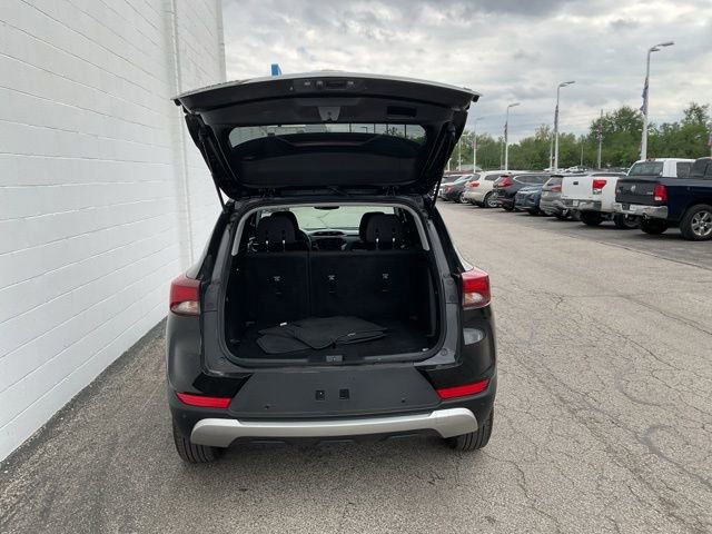 Used 2022 Chevrolet TrailBlazer LT w/ Convenience Package image 7