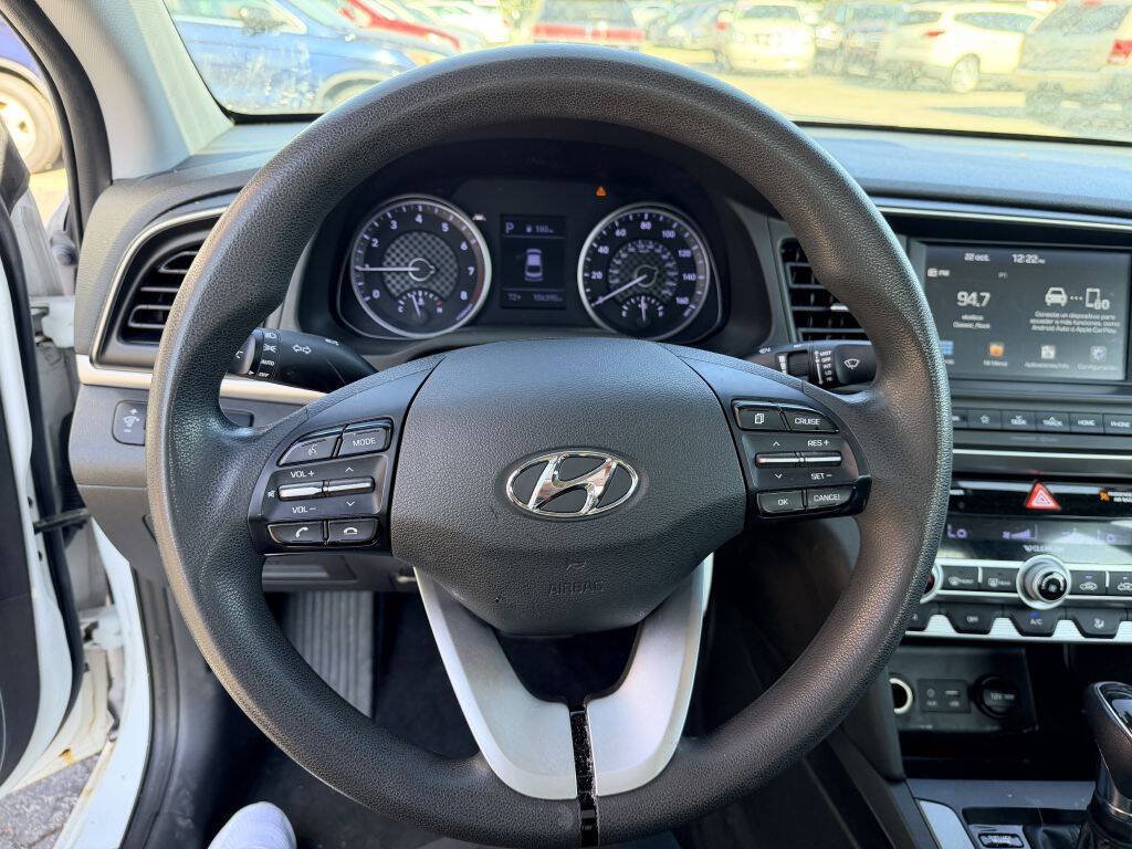 Used 2020 Hyundai Elantra SEL w/ Cargo Package (C1) FWD image 9