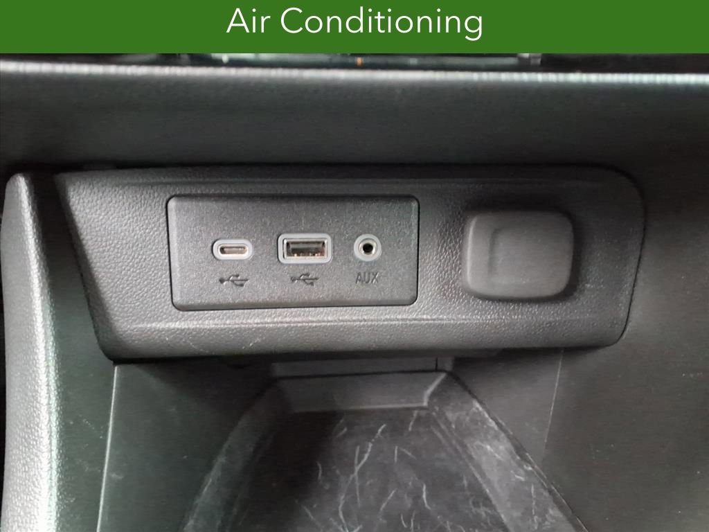 Certified 2023 Buick Encore GX Select w/ Sport Touring Package image 27