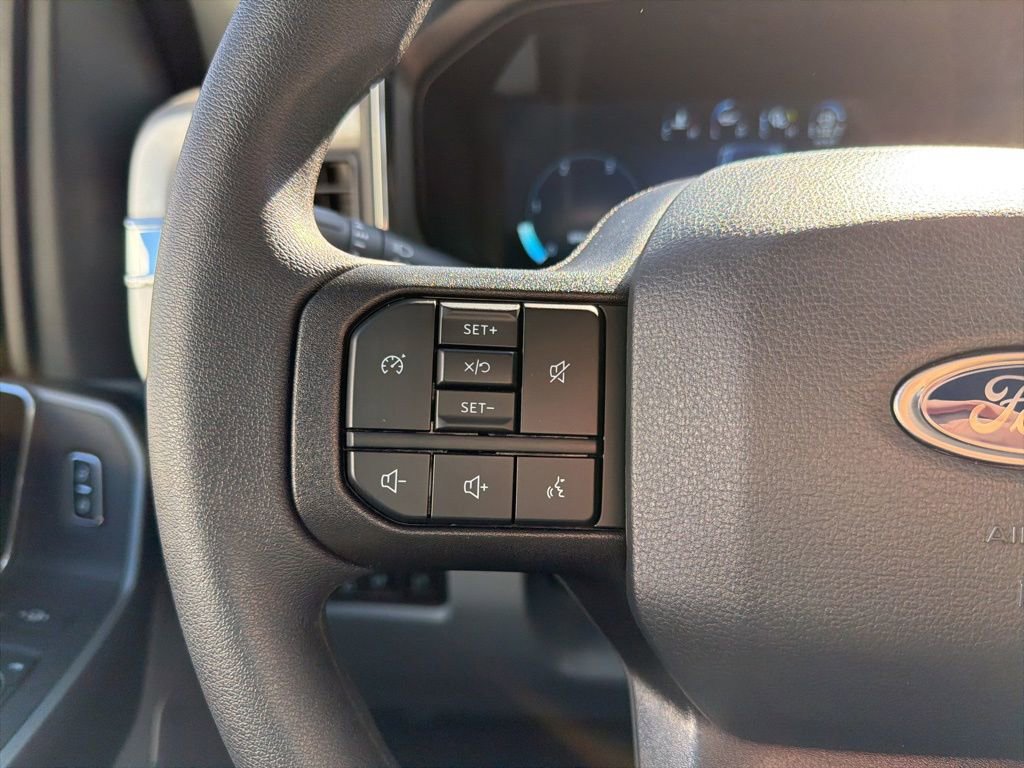 New 2026 Ford F250 XLT w/ XLT Premium Package AWD/4WD image 25