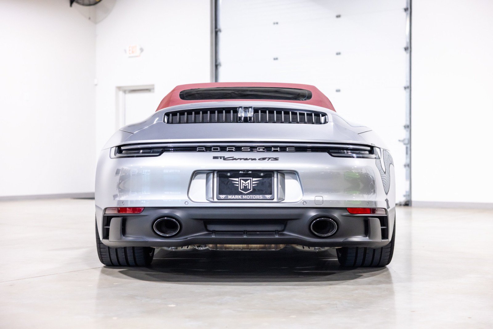 Used 2022 Porsche 911 Cabriolet image 5