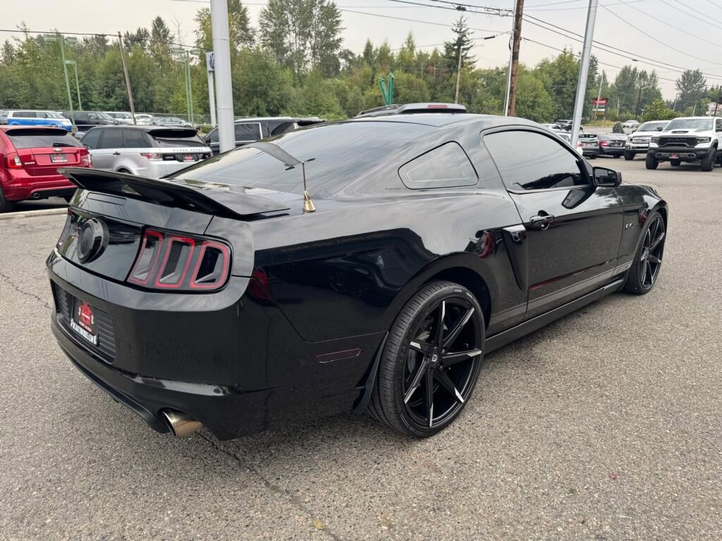 Used 2014 Ford Mustang GT Premium w/ Equipment Group 402A image 8