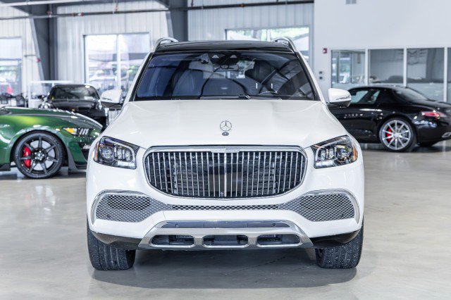 Used 2023 Mercedes-Benz Maybach GLS 600 4MATIC image 9