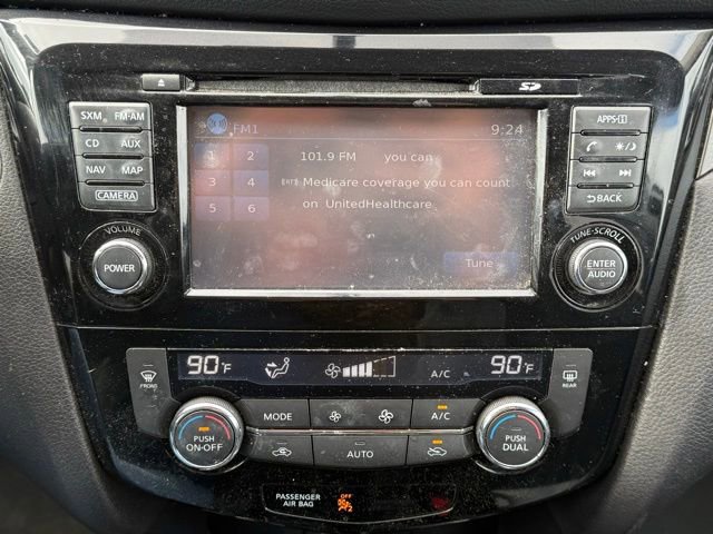 Used 2016 Nissan Rogue SV w/ SV Premium Package AWD/4WD image 22