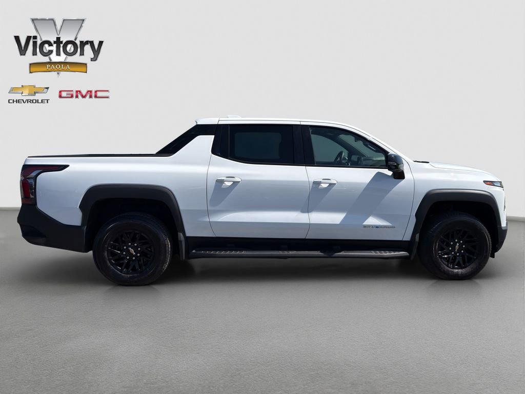 Used 2025 Chevrolet Silverado EV LT image 7