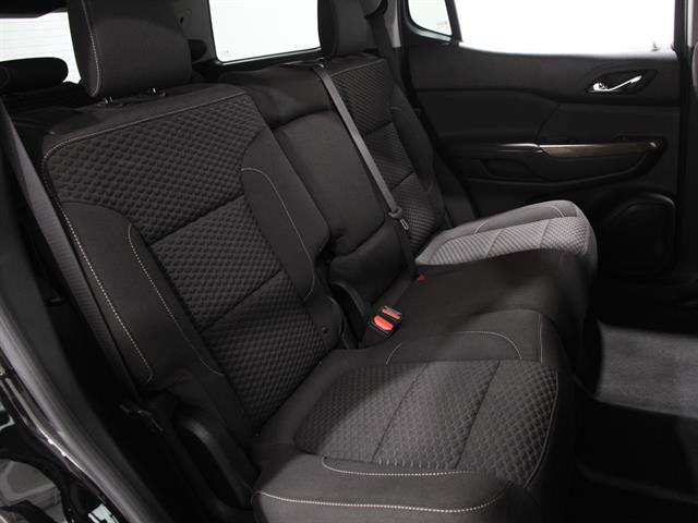 Used 2017 GMC Acadia SLE image 16