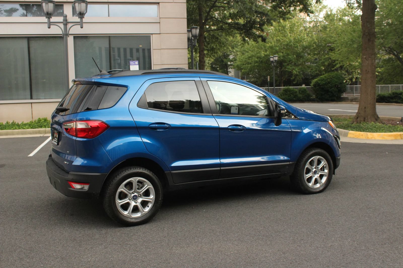 Used 2020 Ford EcoSport SE AWD/4WD image 7