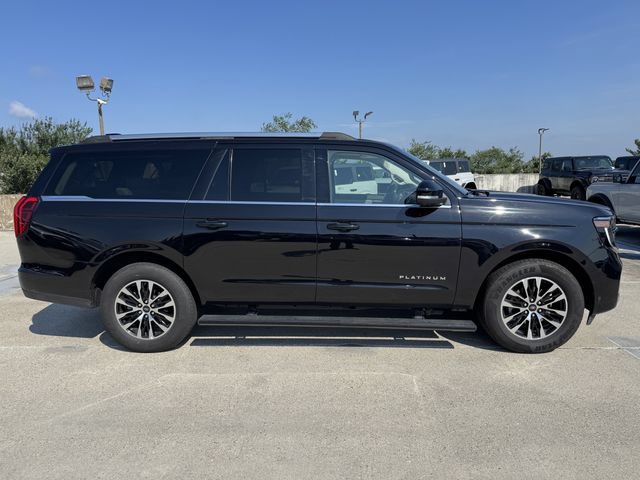 Certified 2025 Ford Expedition Max Platinum AWD/4WD image 2
