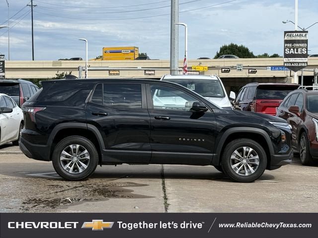 Used 2026 Chevrolet Equinox LT FWD image 5