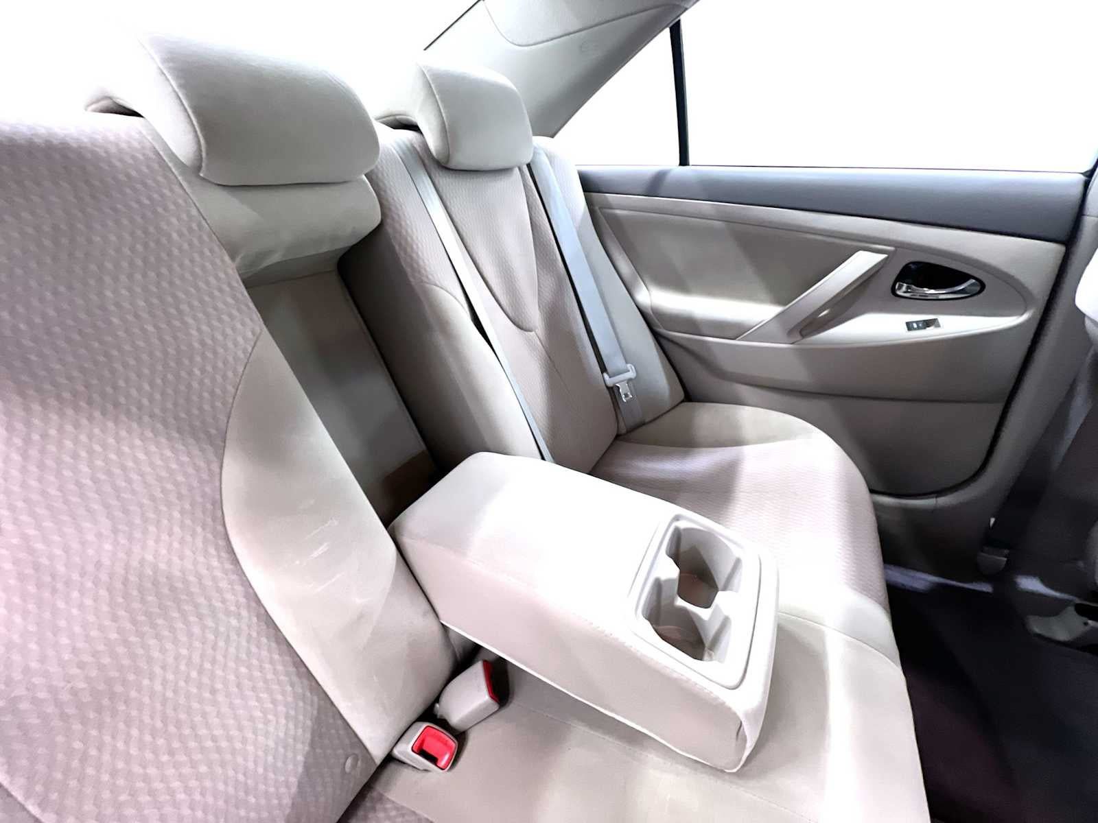 Used 2011 Toyota Camry LE w/ LE Extra-Value Pkg FWD image 35