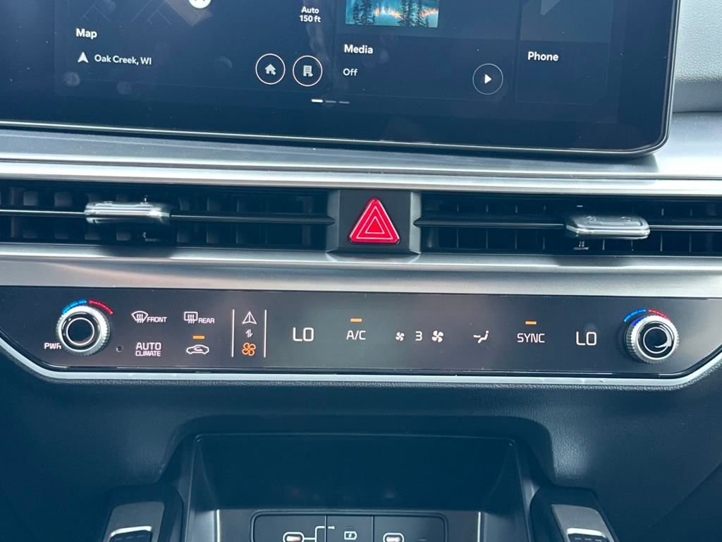 New 2025 Kia Sorento S image 22