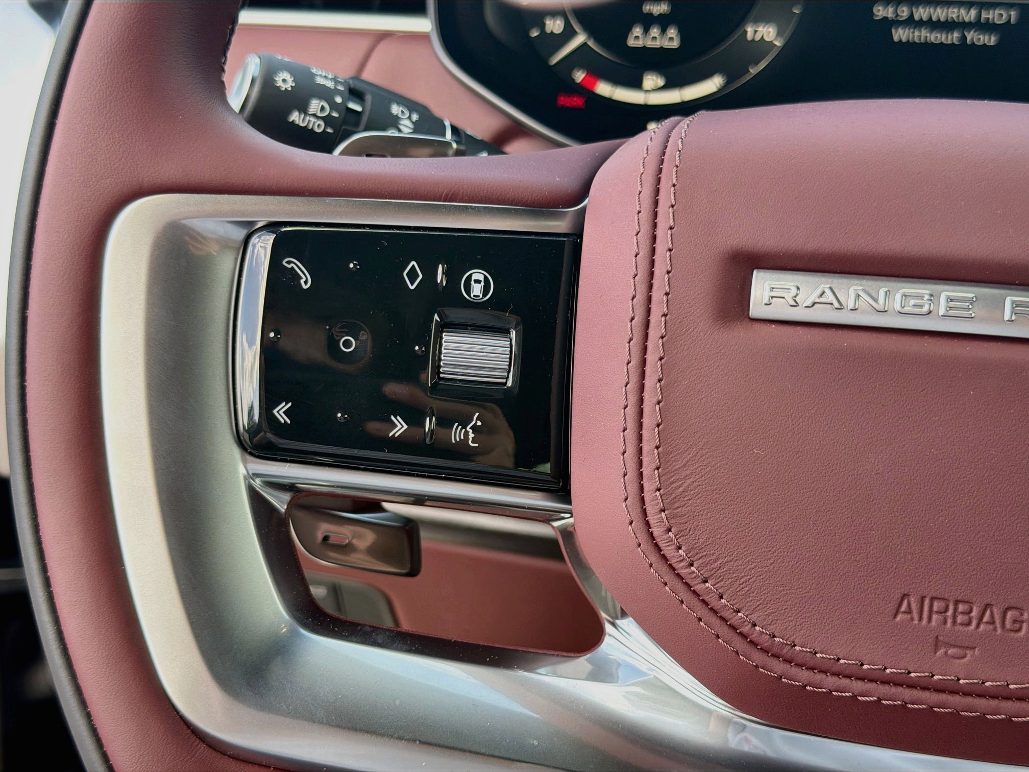New 2026 Land Rover Range Rover SE AWD/4WD image 39