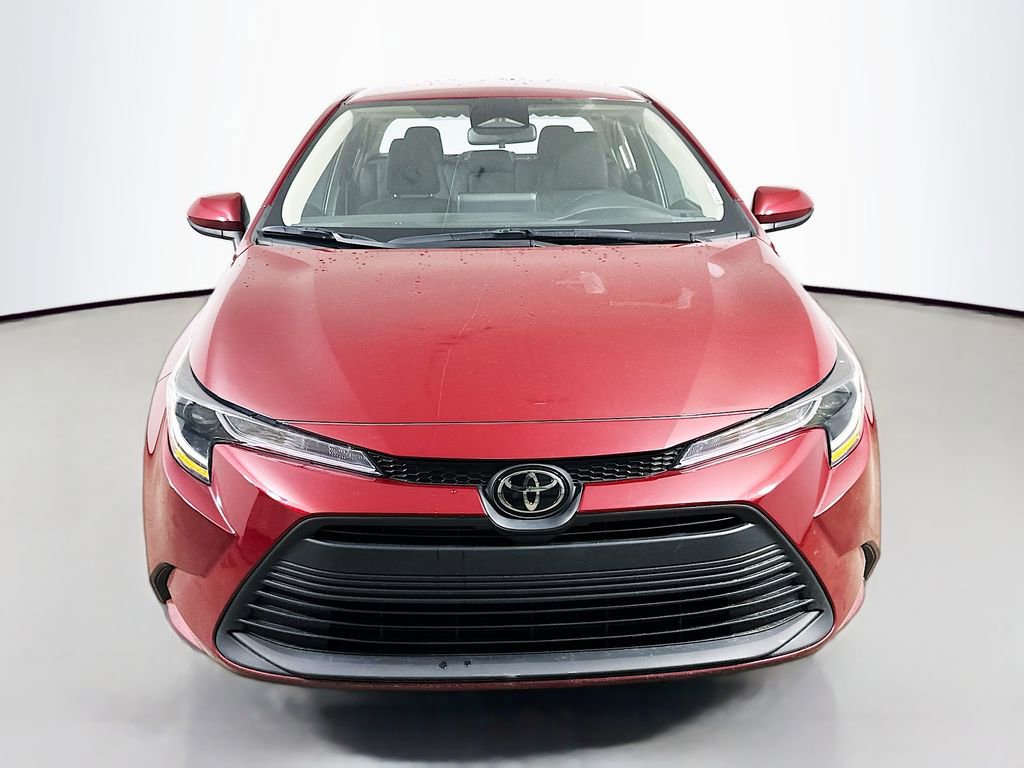 Used 2025 Toyota Corolla LE video 2