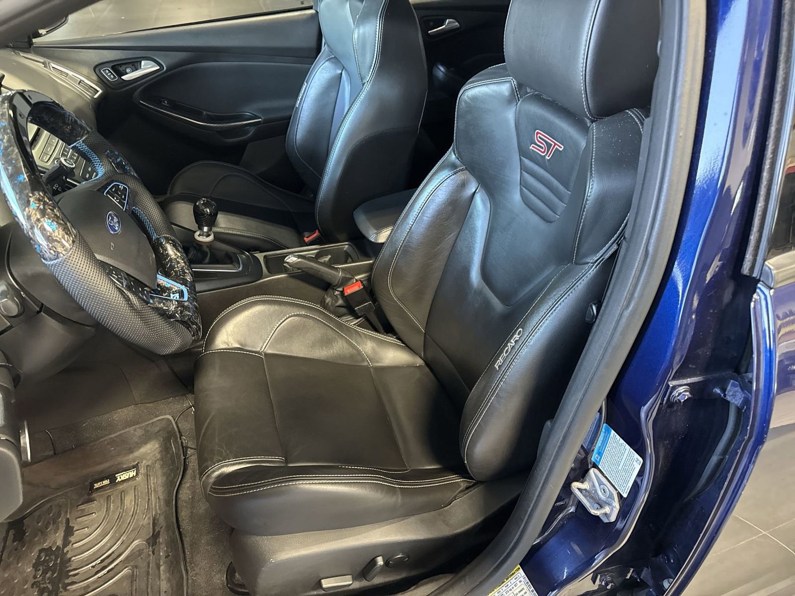 Used 2016 Ford Focus ST image 23