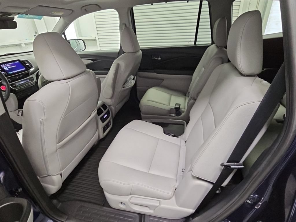 Used 2021 Honda Pilot Touring image 34