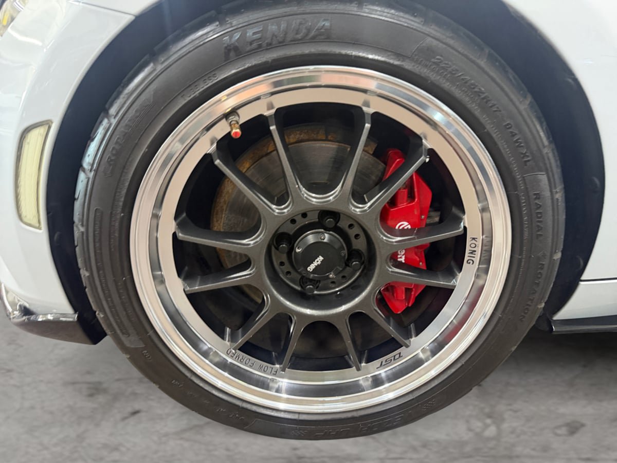 Used 2017 MAZDA MX-5 Miata Club w/ Brembo/BBS Package RWD image 9